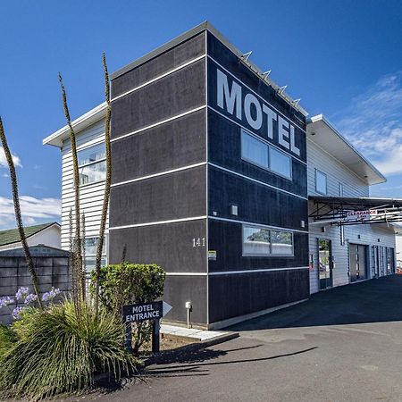 プケクラ モーター ロッジ ニュープリマス エクステリア 写真 Motel in Pukeaura, New Zealand