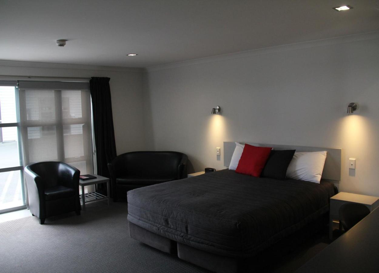 プケクラ モーター ロッジ ニュープリマス エクステリア 写真 A typical motel room